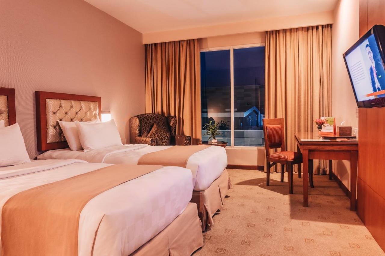 Swiss-Belinn Ska Pekanbaru Buitenkant foto